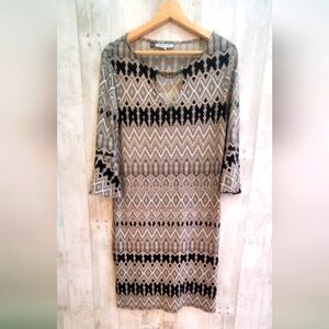 💚5/$25 Jennifer Lopez Geometric Patterned Black & Gray Dress Size Small